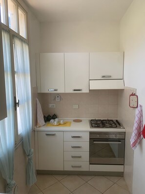 Microwave, oven, stovetop