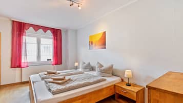 1 bedroom, WiFi, bed sheets