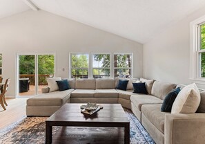 Smart TV, fireplace, video games