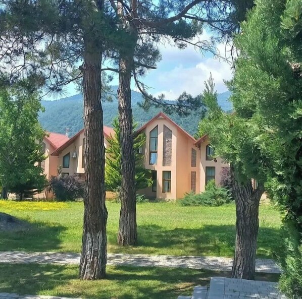 Fachada de la propiedad