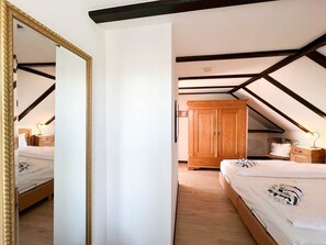 Unclassified image, 3 of 24, button