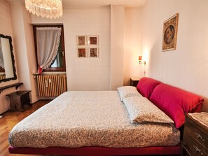 2 chambres, accès à Internet