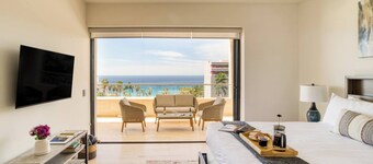 Apt #20, #22, #24 gpo 16 px vista mar