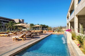 Pool - Family Friendly APT 17 ocean view, 3BR, 6 pax (San José del Cabo)