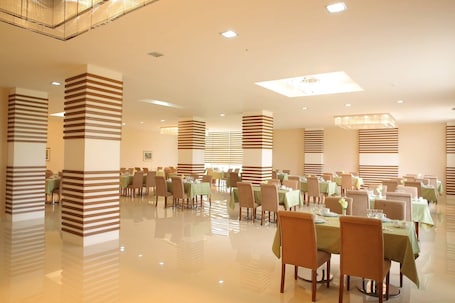 Restaurant. Arena Hotel Dashkasan