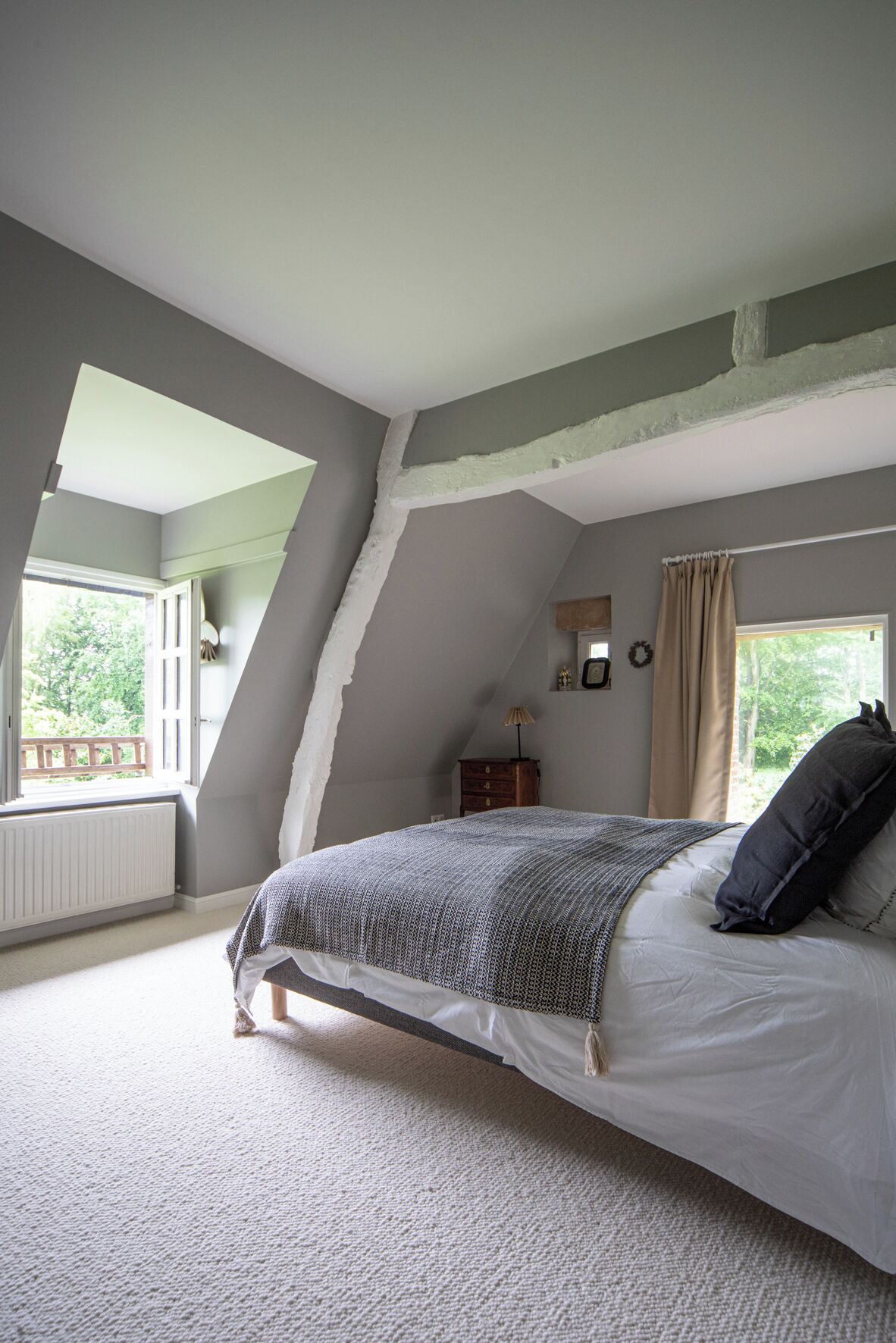 7 habitaciones, tabla de planchar con plancha y wifi gratis 