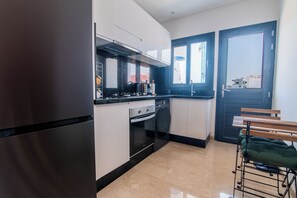 Fridge, oven, coffee/tea maker, blender - Calm, and Convenience |Perfect for Holidays. (Agadir)
