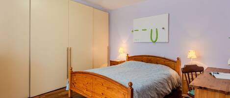 2 bedrooms, Internet