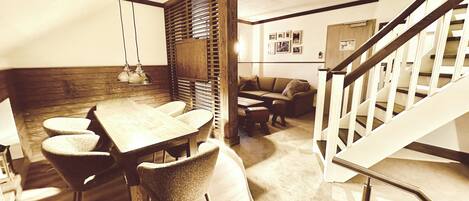 Suite, 2 Bedrooms | Living area | Flat-screen TV