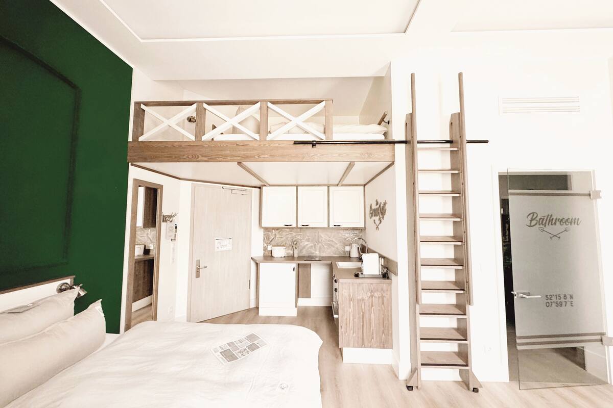 Loft, Pets Allowed, Garden View | Free WiFi