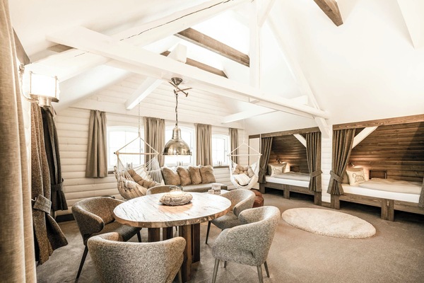Suite, Balcony, Garden View | Living area | Flat-screen TV