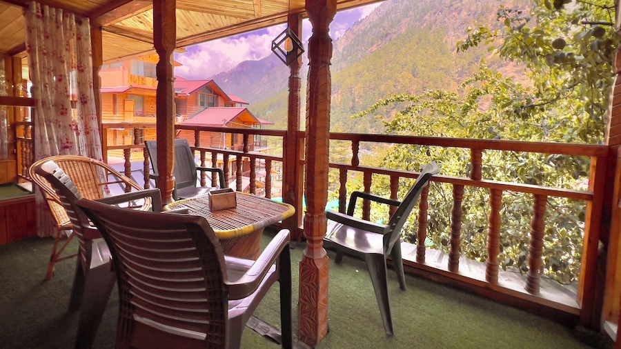 Royal Star Kasol