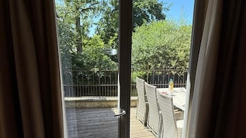 MĂŒhlbach-Traum mit Lahnrauschen (Apartment 11) | Terrasse/Patio