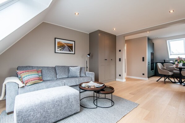 Imagen sin descripción, 1 de 37, botón