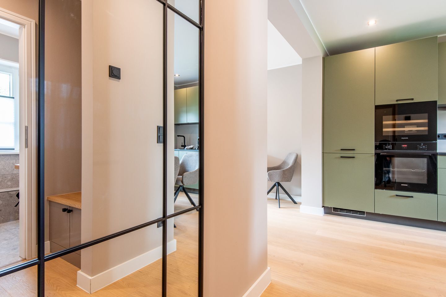 Kühlschrank, Ofen, Herdplatte, Geschirrspüler