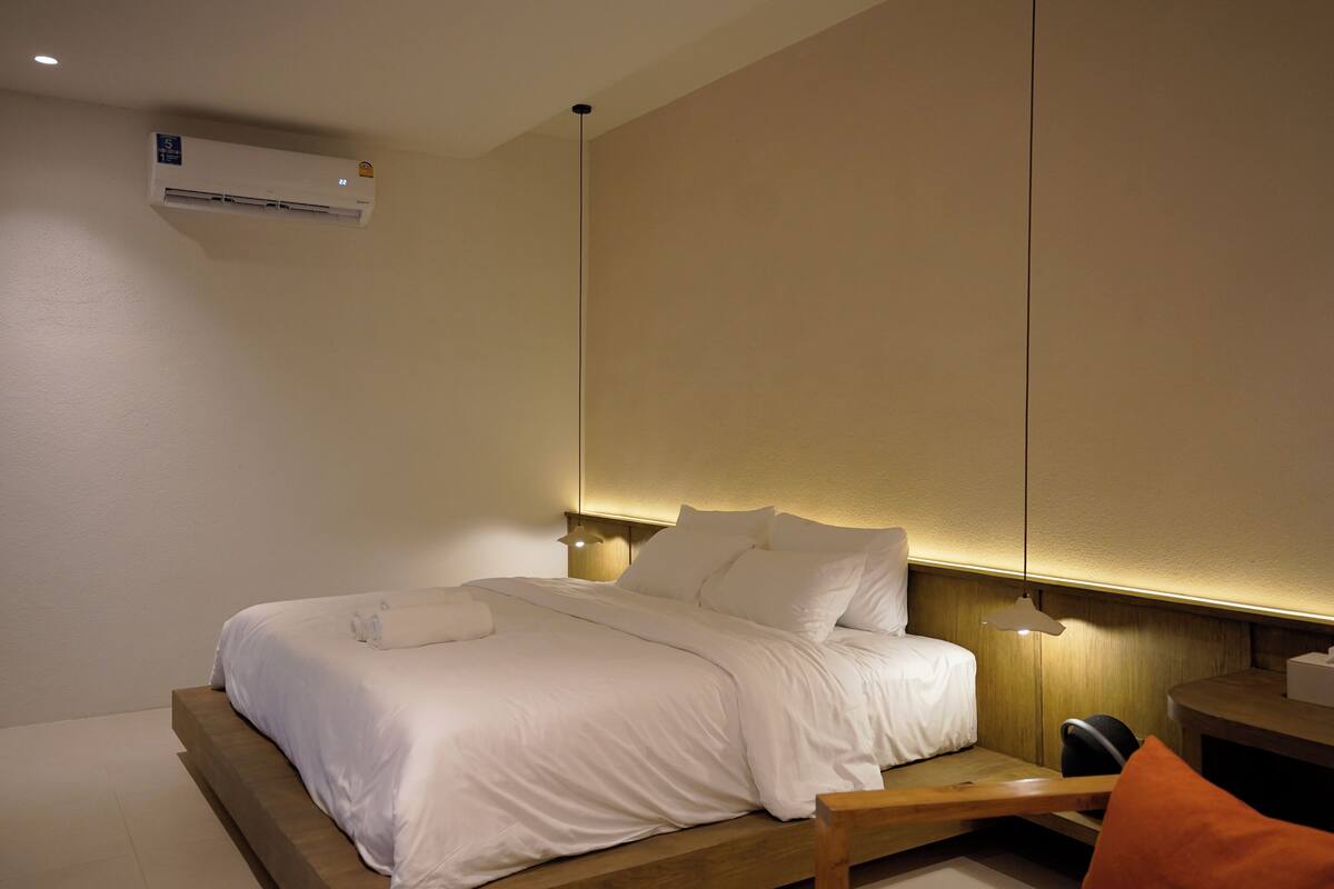 Junior Suite, Sea View | Premium bedding, free minibar, blackout curtains, free WiFi