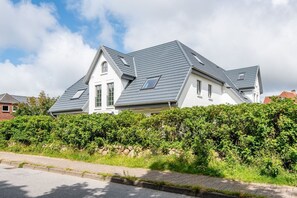 Exterior - Wellness. Close to the beach. New building. - F27 Living (Sylt)