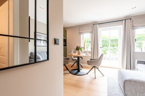 Imagen sin descripción, 3 de 33, botón