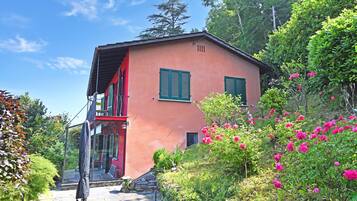Standard House, 3 Bedrooms, 2 Bathrooms, Mountainside (Family Villa - Casa Nido with) | Exterior