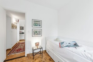 Hus Standard - flera sovrum - 2 badrum - intill bergen (Family Villa - Casa Nido - Panoramica) | 3 sovrum, strykjärn/strykbräda, gratis wi-fi och sängkläder