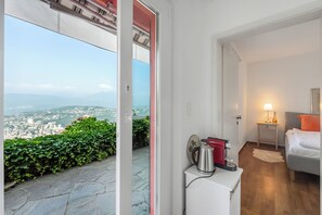 3 chambres, fer et planche Ă repasser, Wi-Fi gratuit, draps fournis