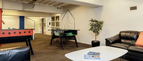 Apartment | Game room