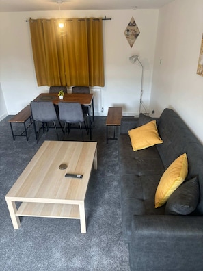 Téléviseur, bureau