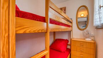 1 Schlafzimmer, BĂŒgeleisen/BĂŒgelbrett