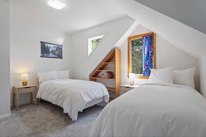 3 bedrooms, iron/ironing board, travel cot, free WiFi