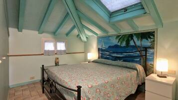 2 bedrooms, iron/ironing board, free WiFi