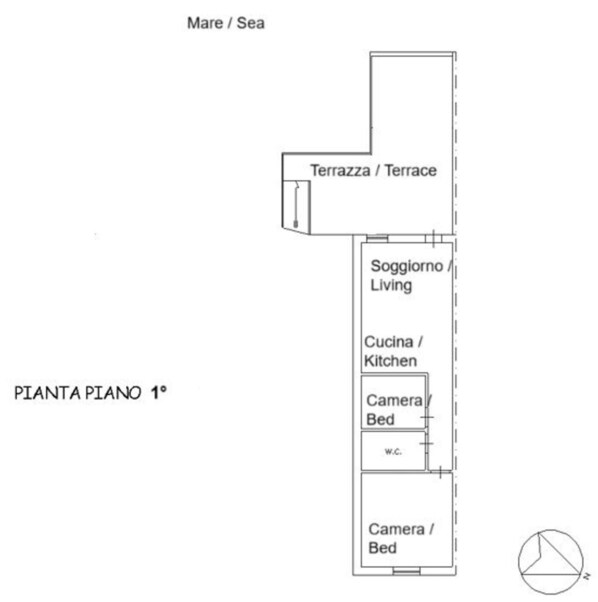 Etagemodtagelse af et hotel med terrasse, opholdsstue, køkken og to kamera-senge.