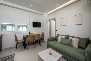 Smart TV - Dia Luxury Apartment-Kallisti (Rodos)