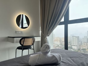 3 makuuhuonetta, silitysrauta/-lauta, Wi-Fi, vuodevaatteet