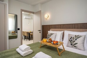 1 sovrum, värdeförvaringsskåp på rummet och strykjärn/strykbräda