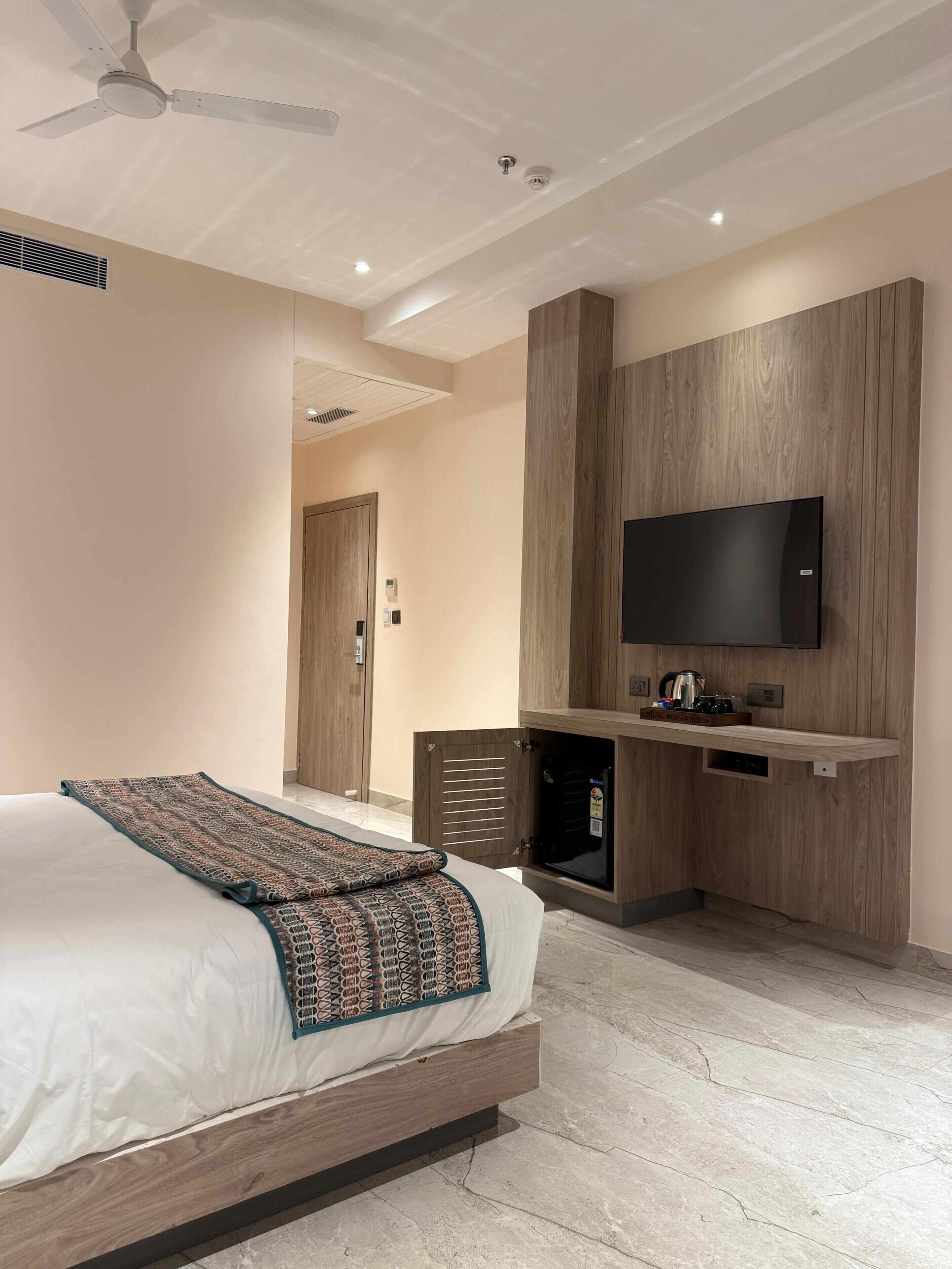 Superior-rum | Skrivbord, arbetsyta för laptop och gratis wi-fi