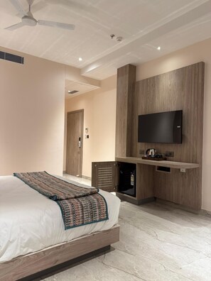 Chambre Supérieure | Bureau, espace de travail pour ordinateur portable, Wi-Fi gratuit