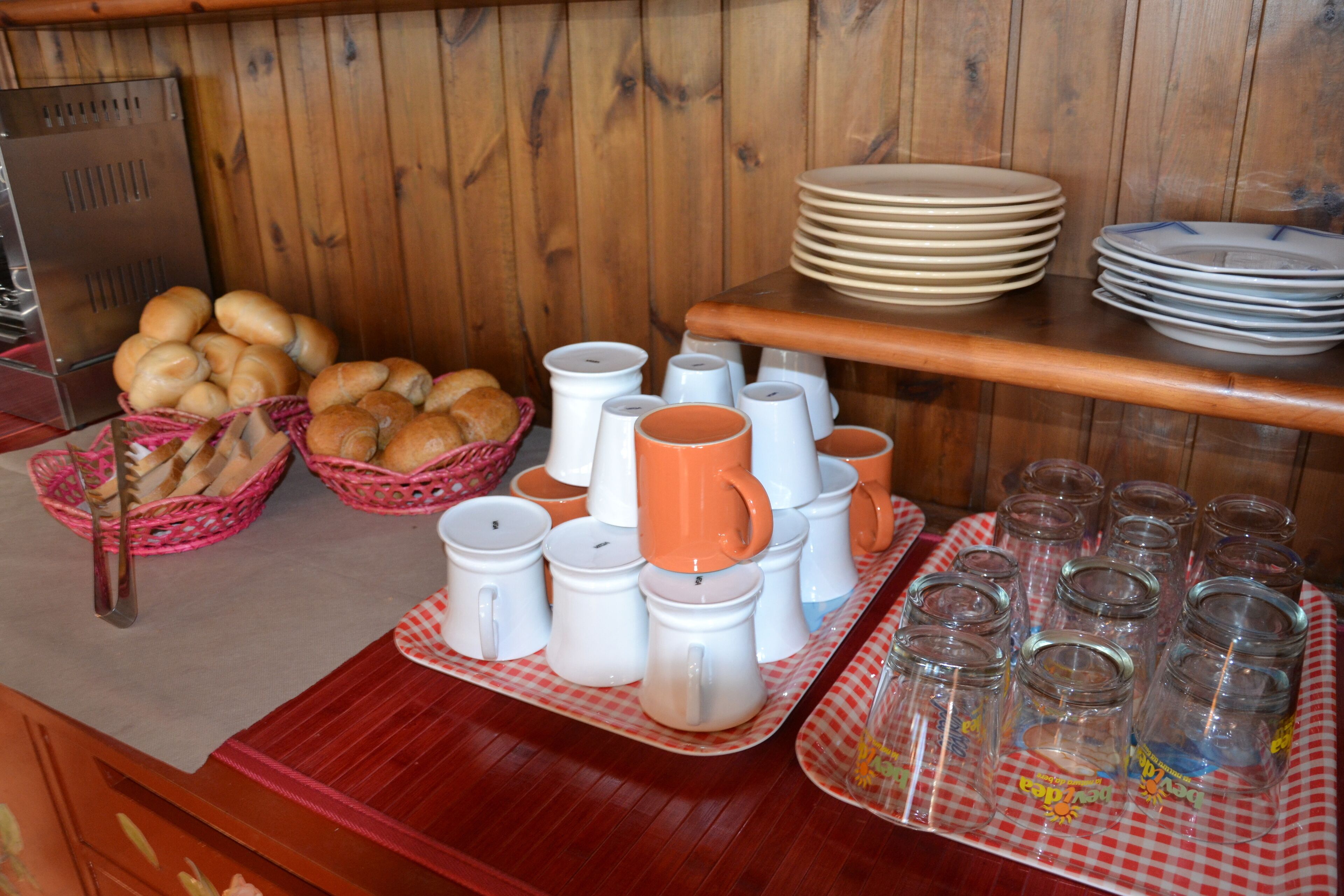 Desayuno estilo bufé