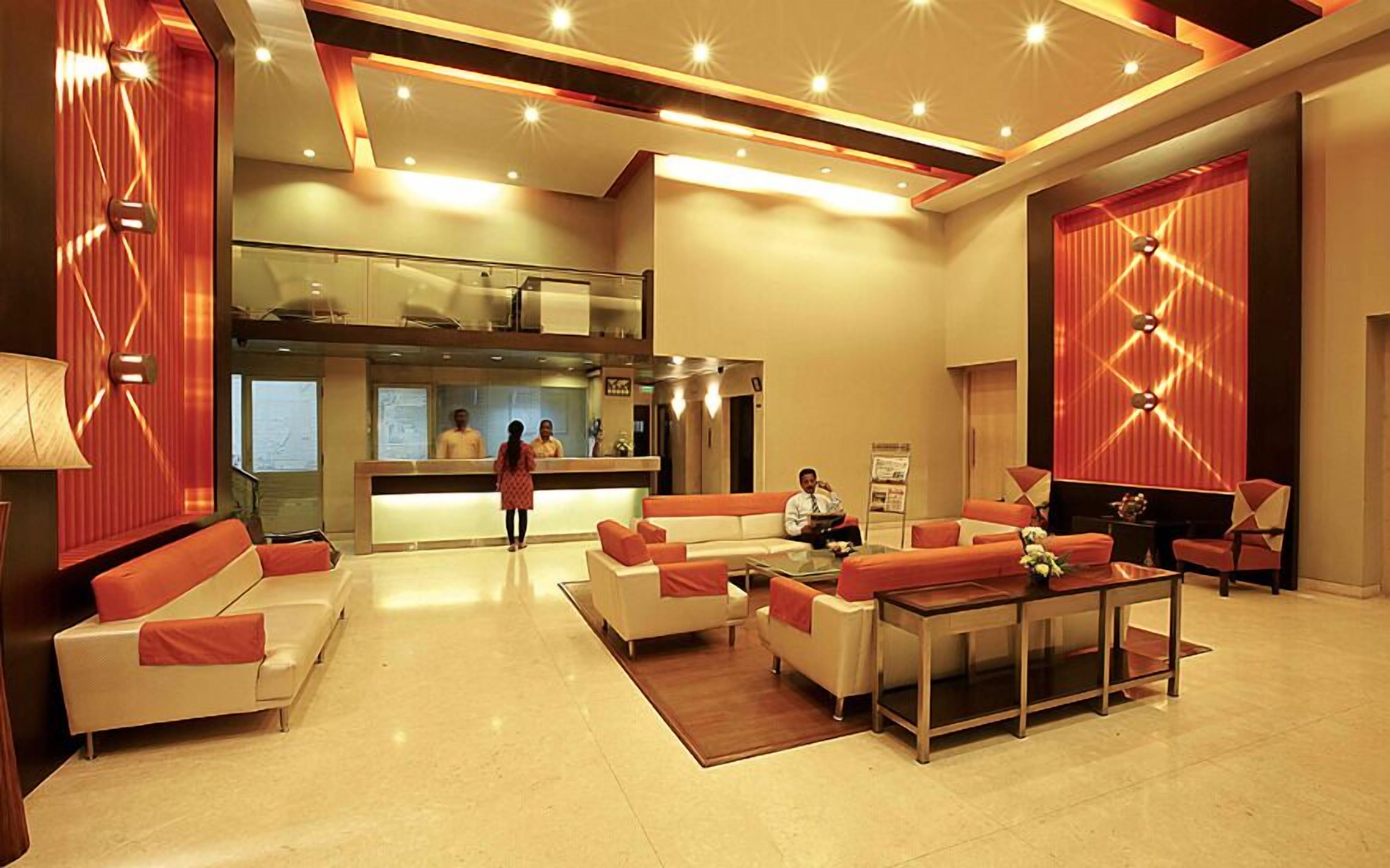 Deluxe Room, City View | Reception