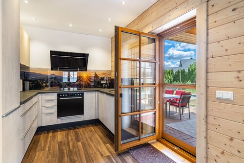 Ferienhaus 'Ferienhaus Traum Teufel' mit Terrasse, Garten und Wi-Fi