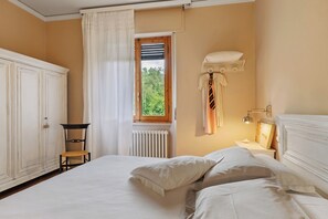 2 dormitorios, tabla de planchar con plancha, wifi y ropa de cama