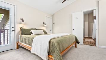 3 bedrooms, iron/ironing board, travel cot, WiFi