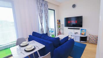 Deluxe maisonnette, uitzicht op park | Dineren in de kamer