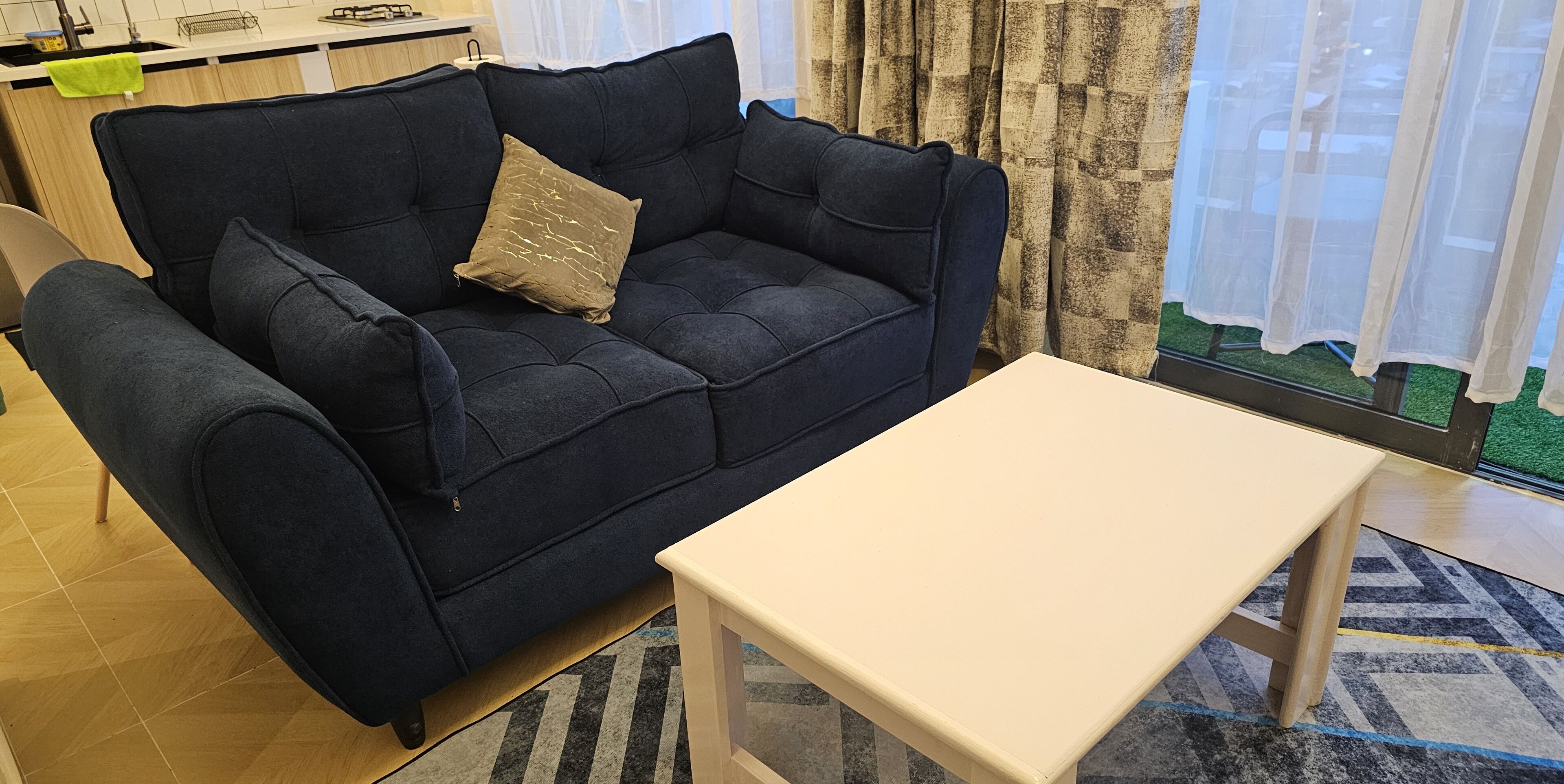 Toetasjesleilighet – deluxe, parkutsikt | Skrivebord, skrivebord for bærbar PC og blendingsgardiner