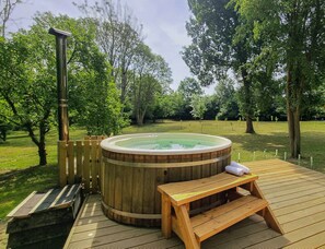 Bain à remous extérieur