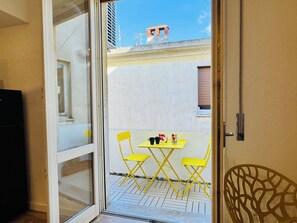 Exterior - Maison Mansart (Pisa)