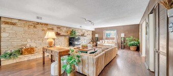 4BR Home w/ Pool • Grill • Sleeps 12 Near AFB