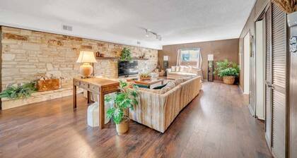 4BR Home w/ Pool • Grill • Sleeps 12 Near AFB