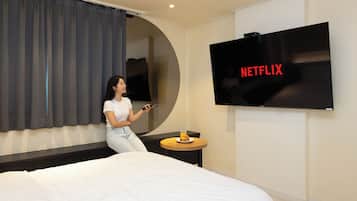 Doppelzimmer, Stadtblick (2PC) | Hochwertige Bettwaren, Schreibtisch, Verdunkelungsvorhänge