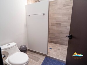Shower, towels
