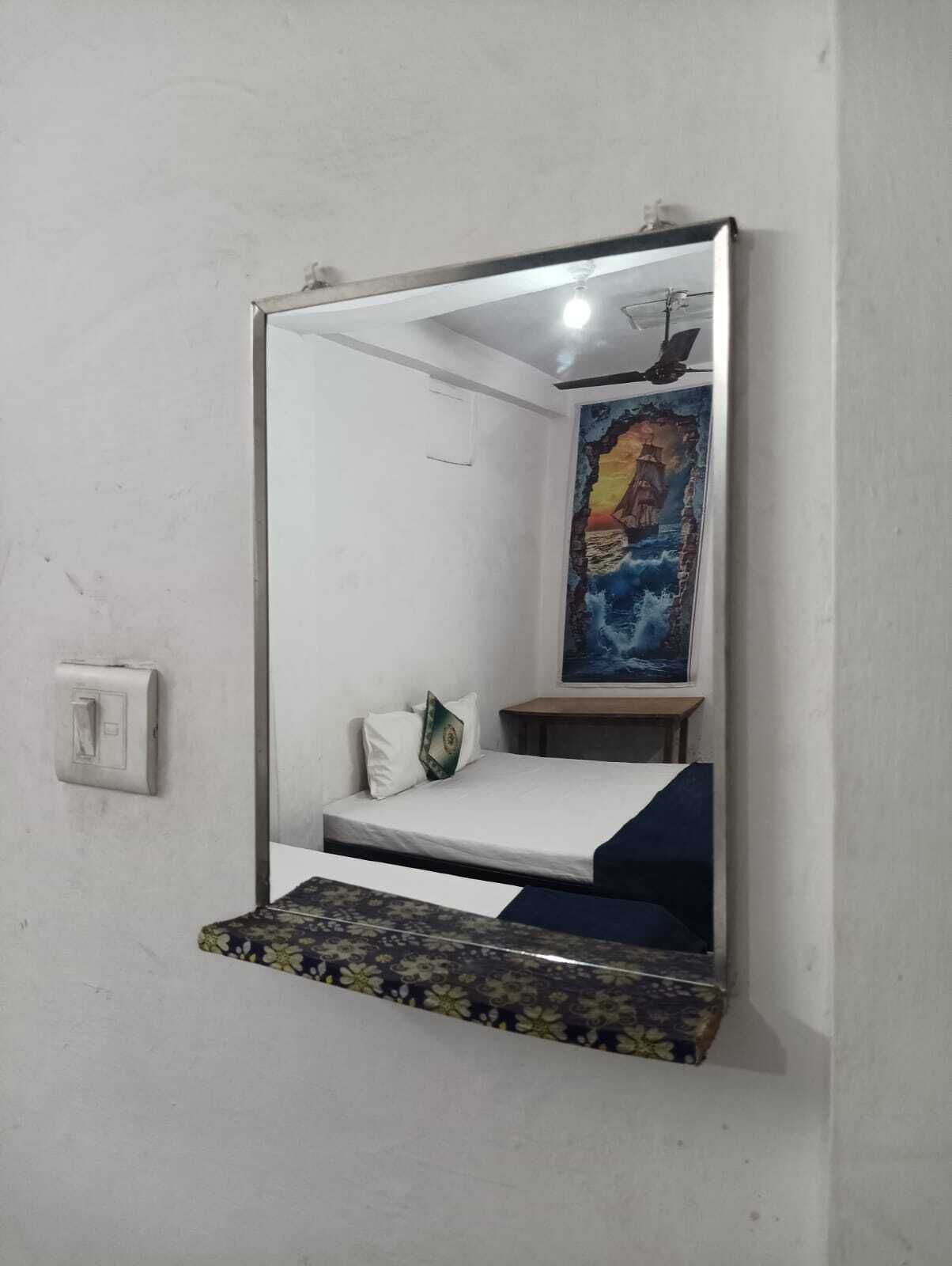 Family Room | Premium bedding, desk, laptop workspace, bed sheets